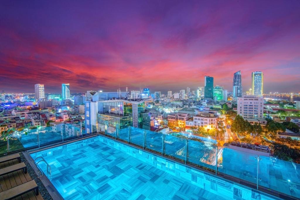 Seahorse Tropical Office & Hotel