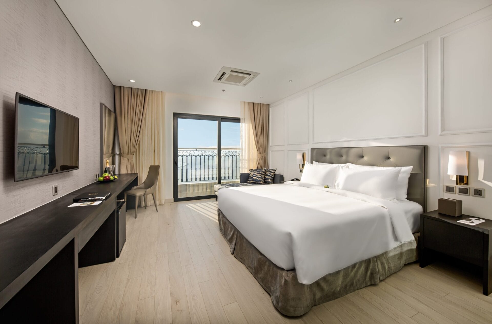 Wyndham Danang Golden Bay