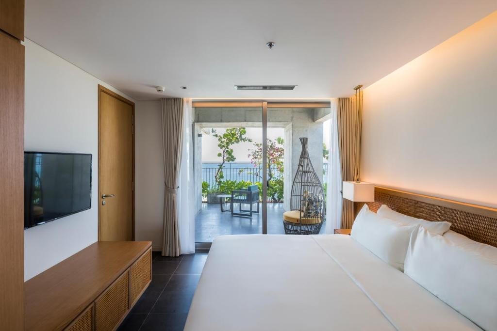 Chicland Danang Beach Hotel