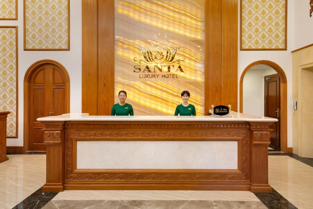 Aria Grand Hotel & Apartment