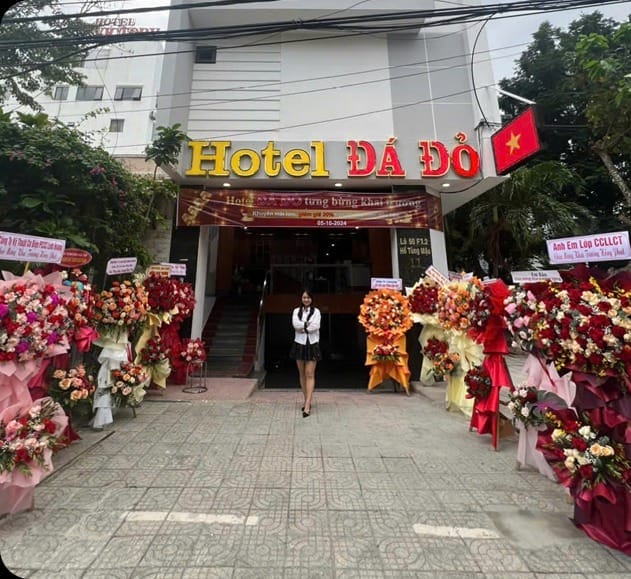 Hotel Đá Đỏ