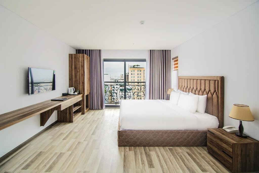 Sea Light Hotel