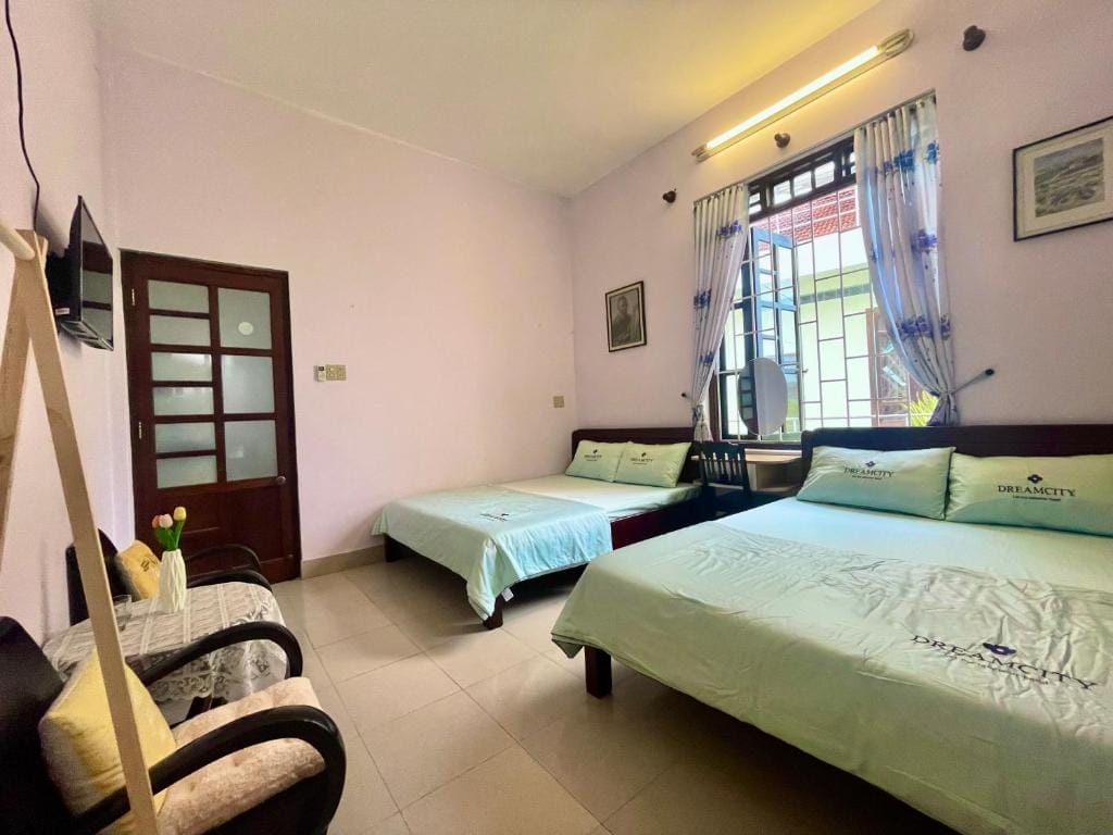 NHÀ BƠ HOMESTAY