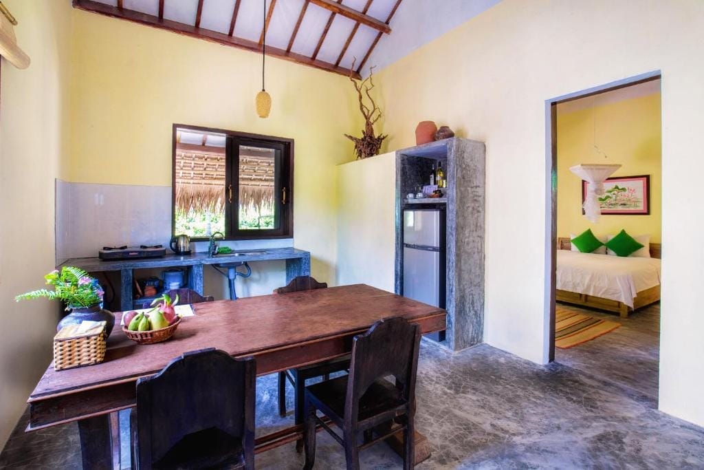 Red Flower Cottage Homestay 