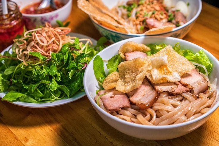 Cao lầu Hội An là món ăn đặc sản tại xứ Quảng