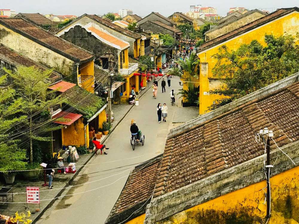 Tham quan di tích Hội An