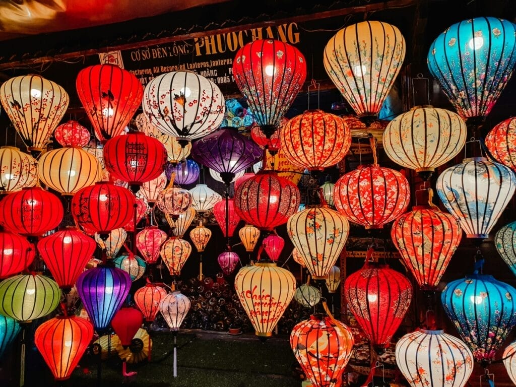 Mua gì ở Hội An