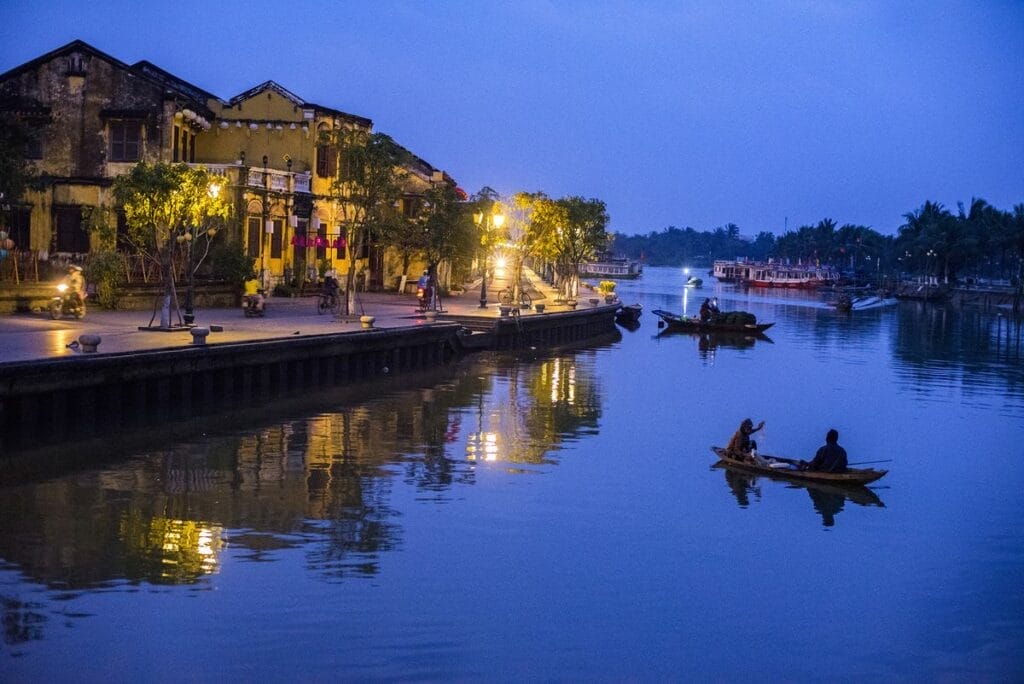 hoạt động trên sông nước ở Hội An