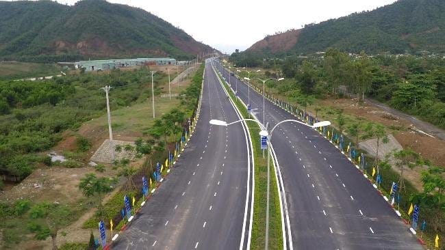 Đường đi dành cho ô tô, xe máy đến Bà Nà hills