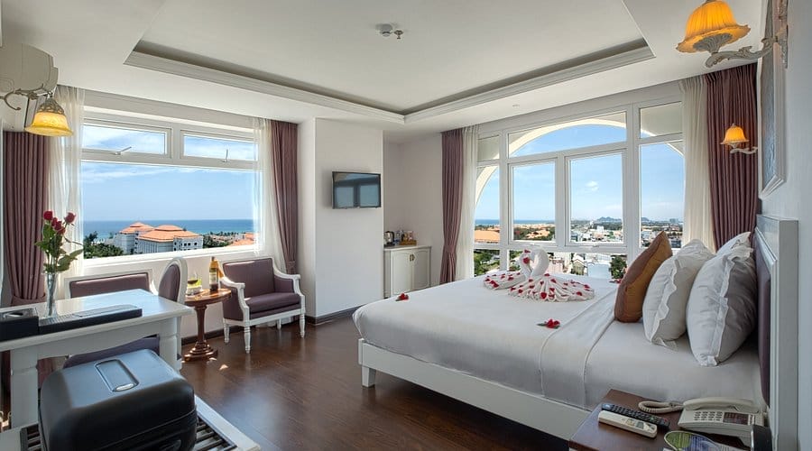 Top Khách Sạn Gần Pullman Đà Nẵng Đáng Ở Nhất Cho Kỳ Nghỉ Dưỡng Gần Biển