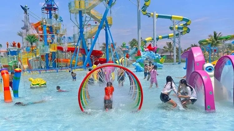 Trò chơi công viên nước cho bé ở Hội An