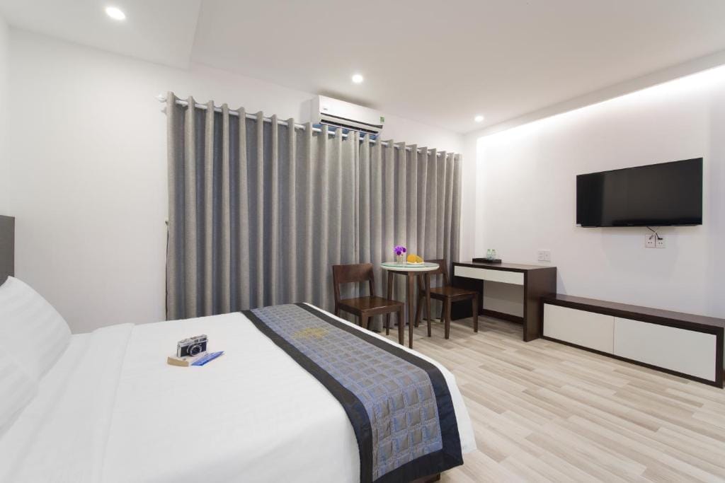 AOA Danang Beach Hotel
