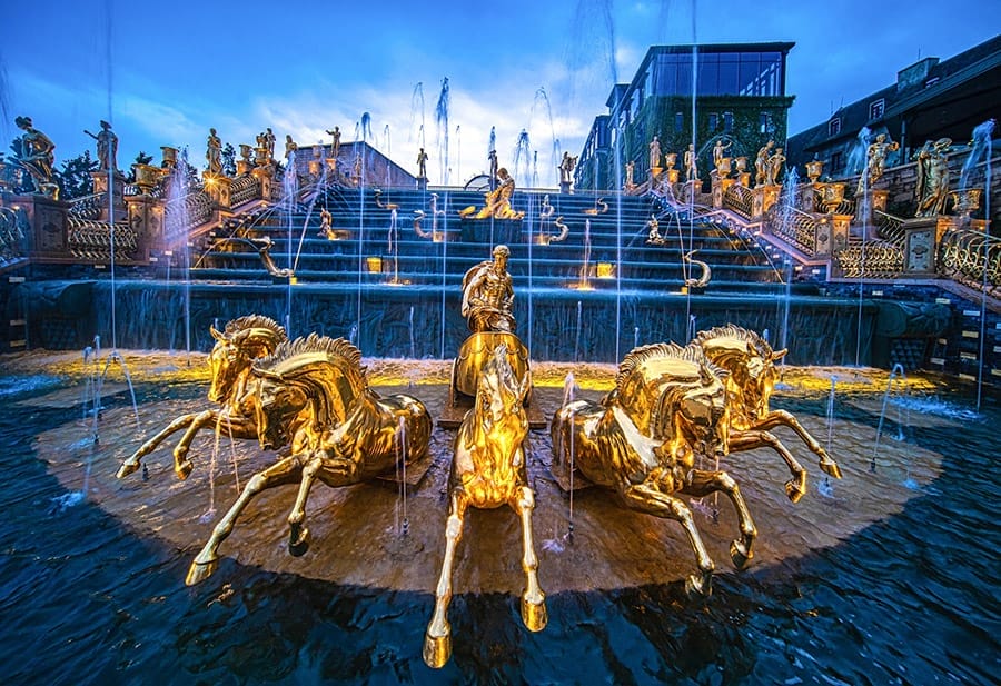 Thác Thần Mặt Trời