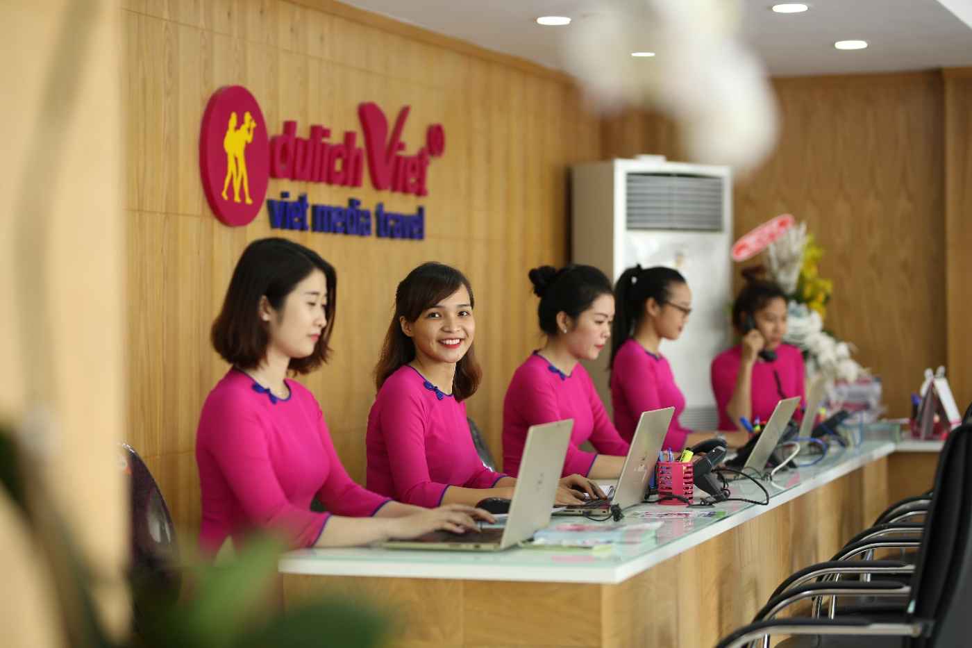 đại lý đặt tour bà nà hills