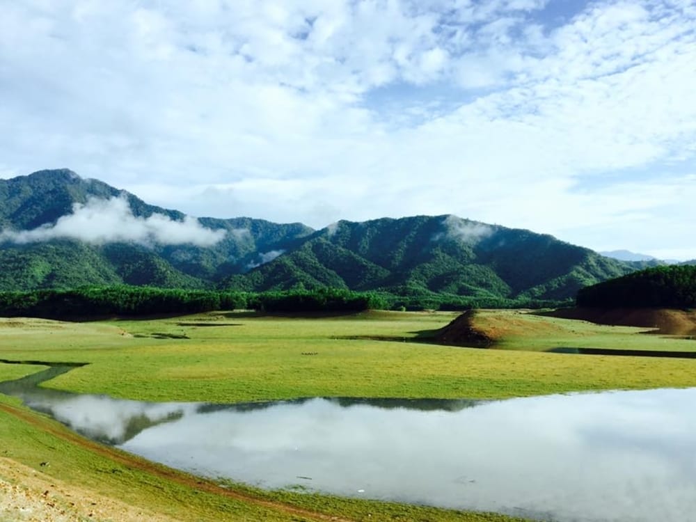 Hồ Hòa Trung