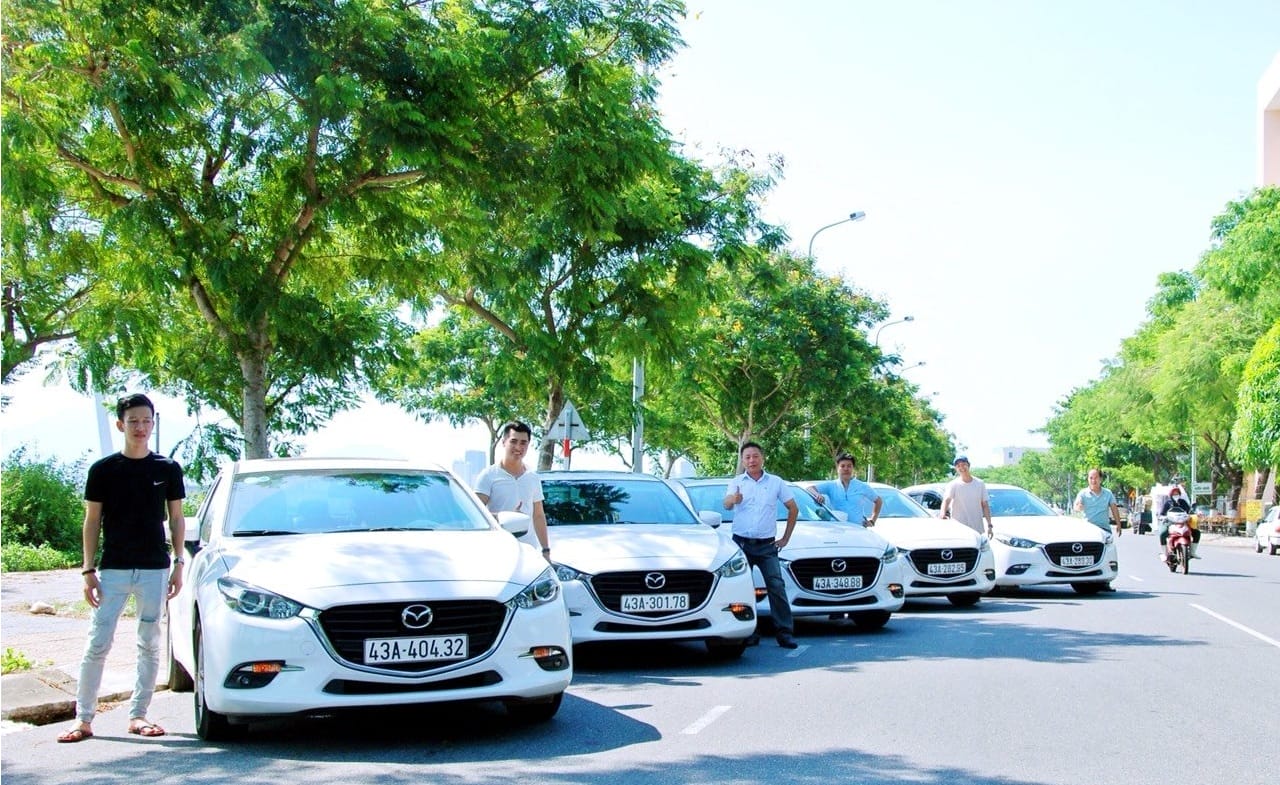 đặt xe dịch vụ đi bà nà