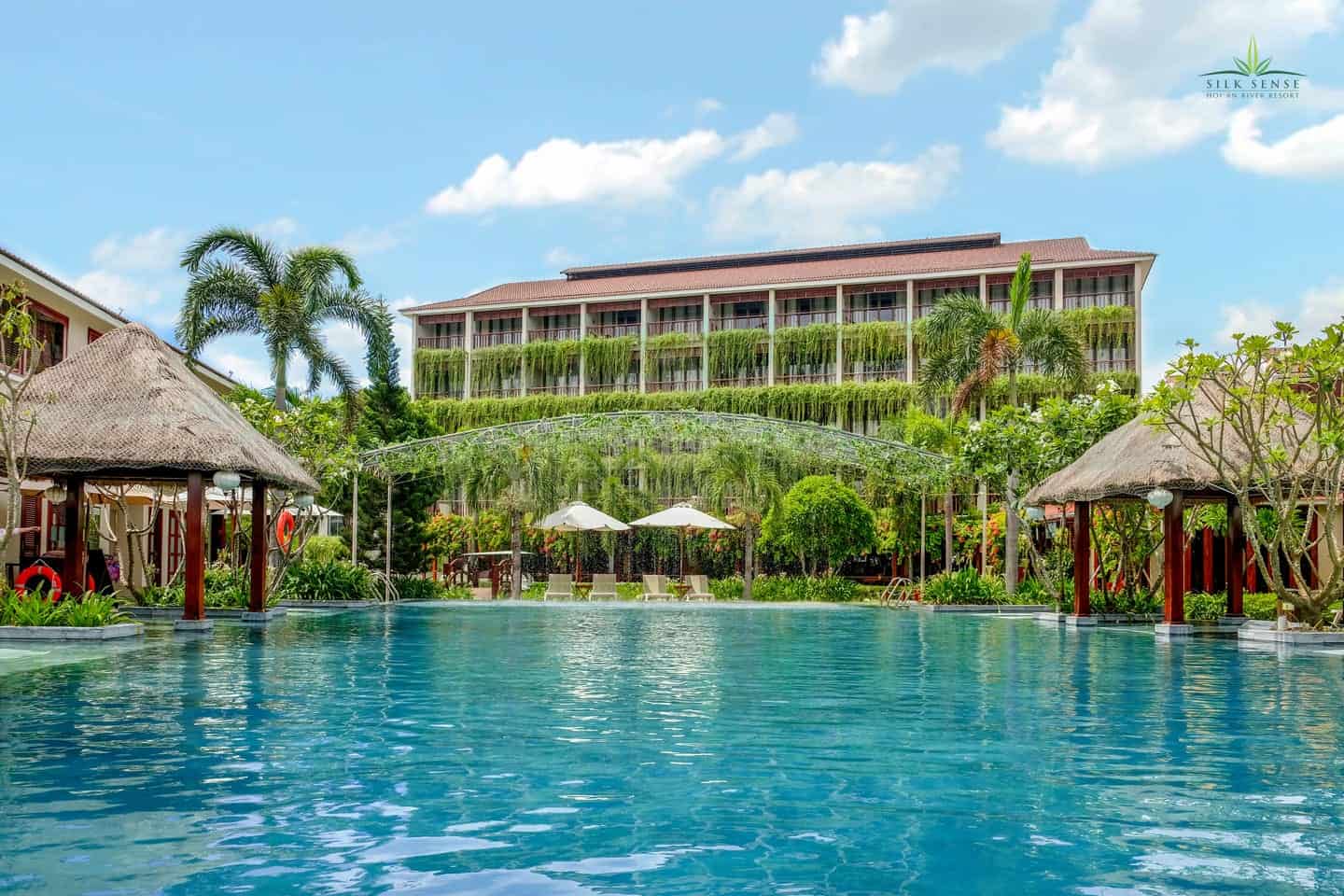  Silk Sense Hội An River Resort 